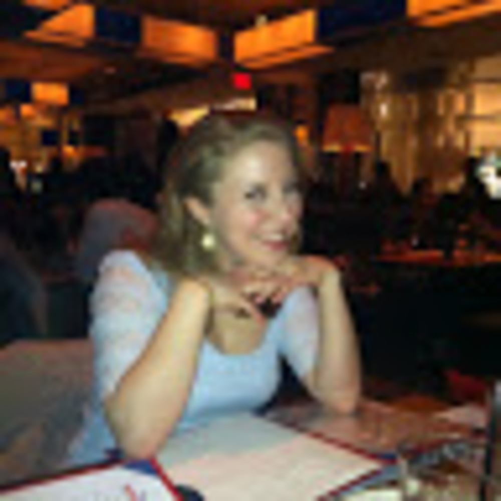 Meet your Posher, Elizabeth